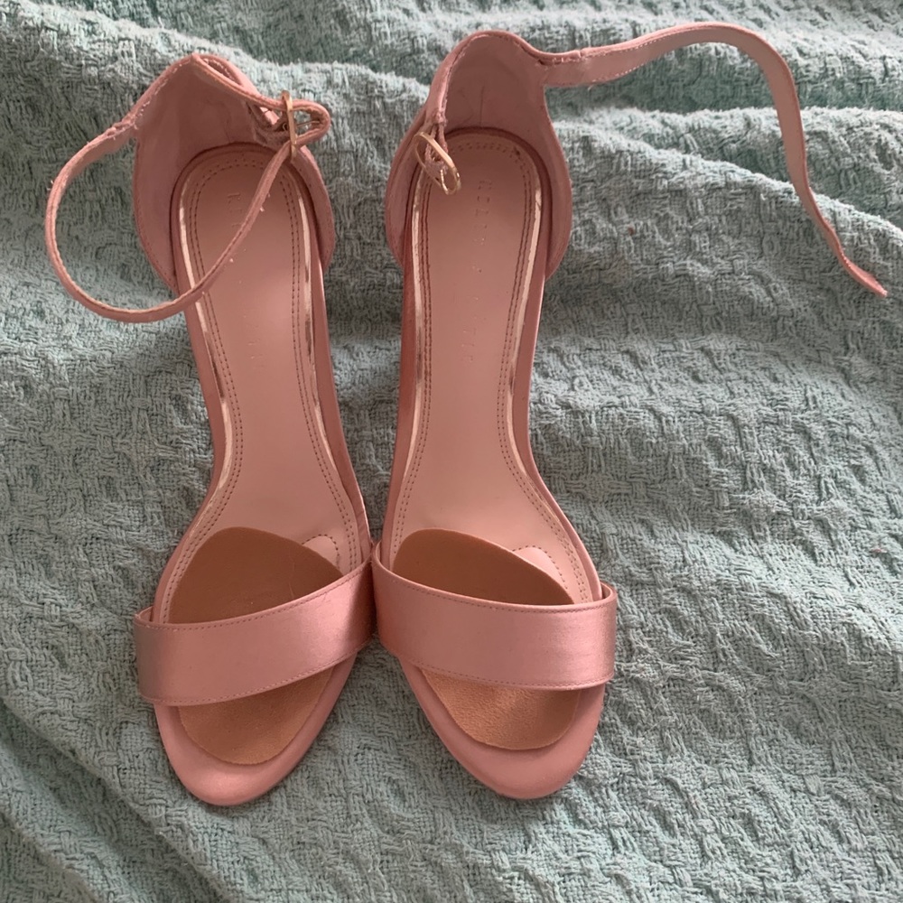 Kelly and Katie Kaini Sandal